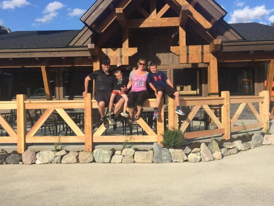 The Bears Den Burger Bar